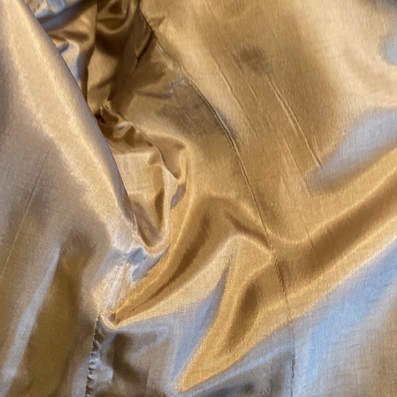 V horseman blazer/ riding coat. Silk lined, gorgeous snap buttons & II stitching - Picture 3 of 9